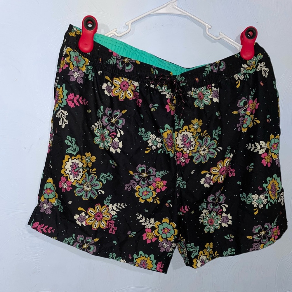 Men’s 2X(44-46) No Boundaries Black Floral Swim Trunks